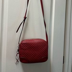 BRAND NEW RED GUCCI MARMONT CROSSBODY